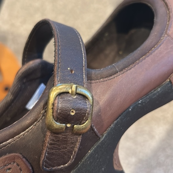 Merrell Luxe Mary Jane. Coffee. Gold Studded. Darker leather. Granola girl. Sz6 - Picture 15 of 16